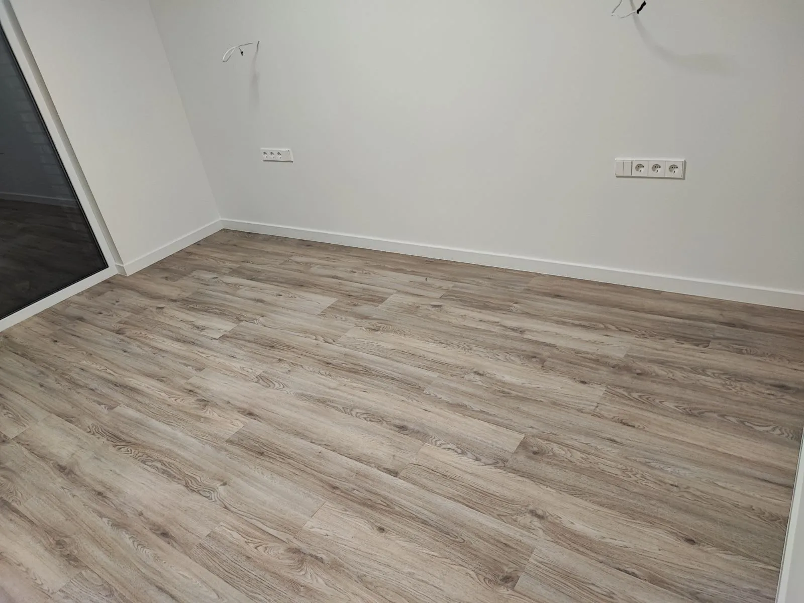 Laminato klojimas Kaune — modernus butas po remonto